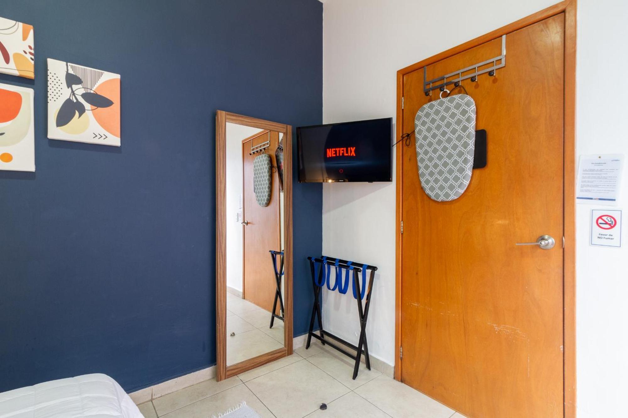 Casa Azul Turquesa Excelente Ubicacion Facturamos Villa Guadalajara Dış mekan fotoğraf